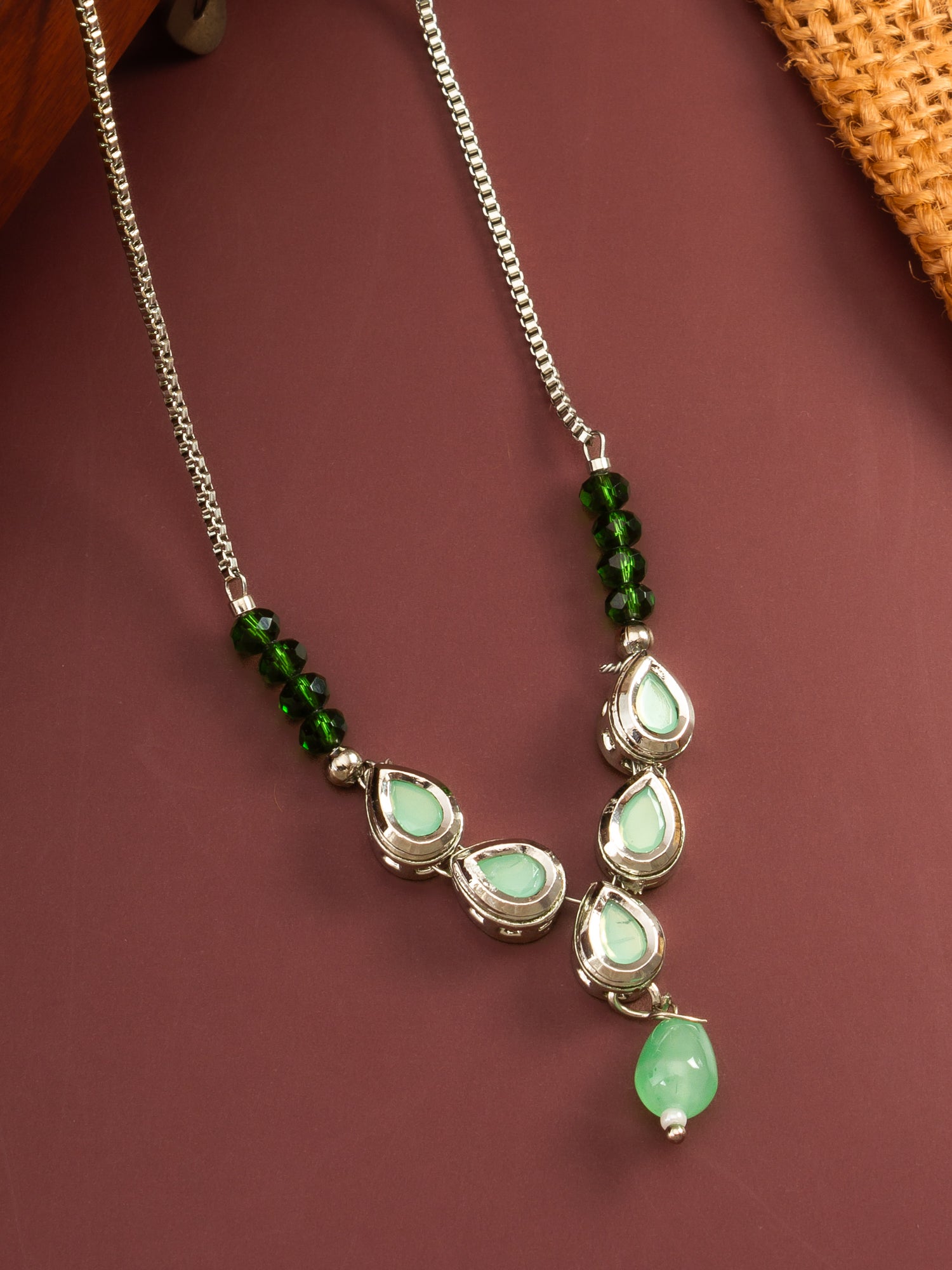Aadita Silver Plated Contemporary Green Kundan Sleek Necklace