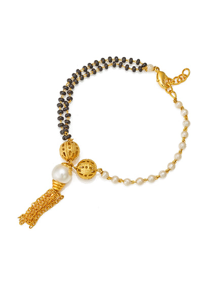Aadita Half Pearl Half Black Bead Mangalsutra Bracelet
