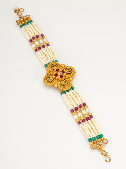Aadita Regal Pearl and Bead Bracelet with Ornate Clover Centerpiece