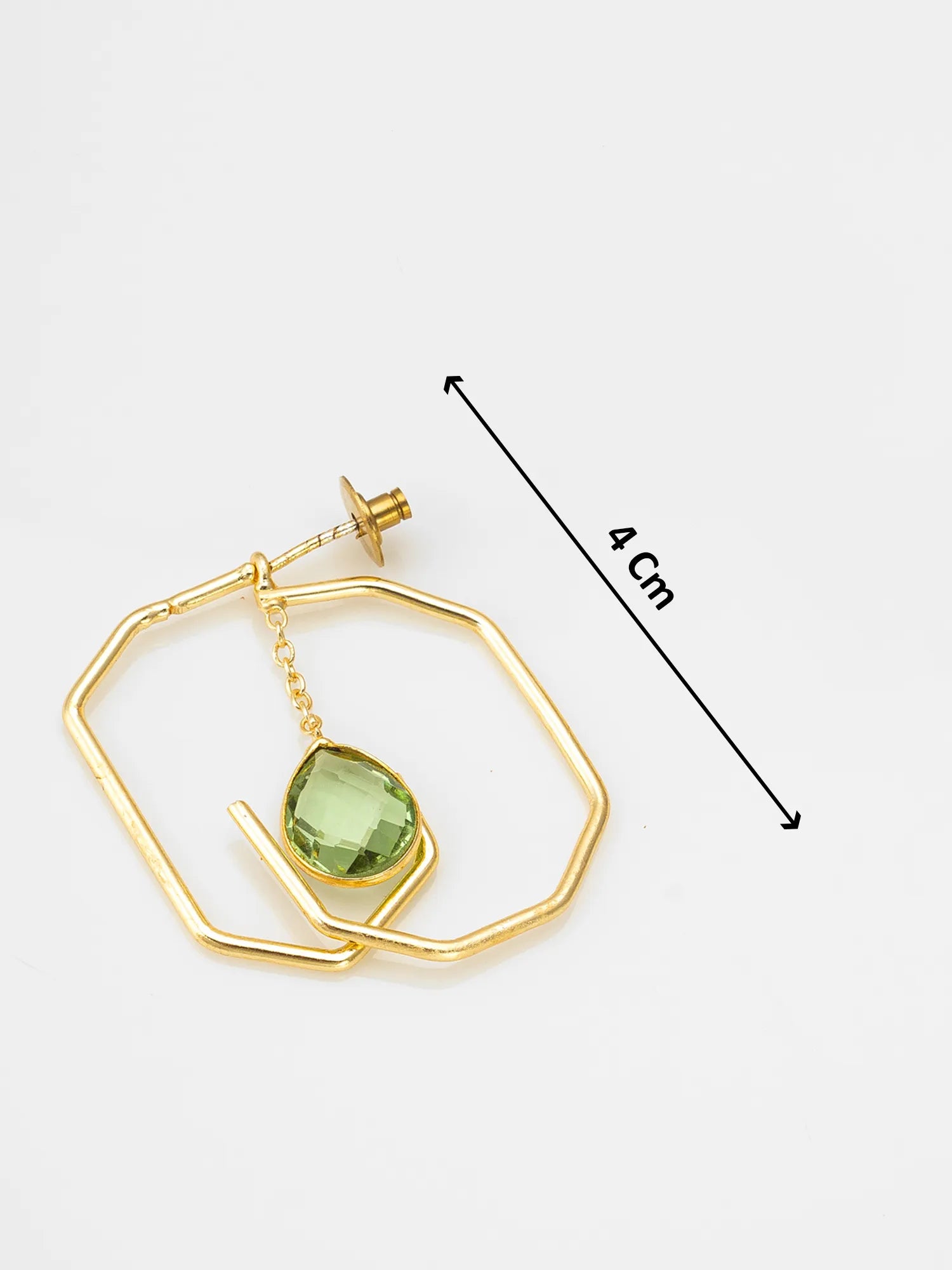 Gold geometric wire hoop earring with a dangling green gemstone, shown on a white background with a black dimension arrow labeled 4 cm.