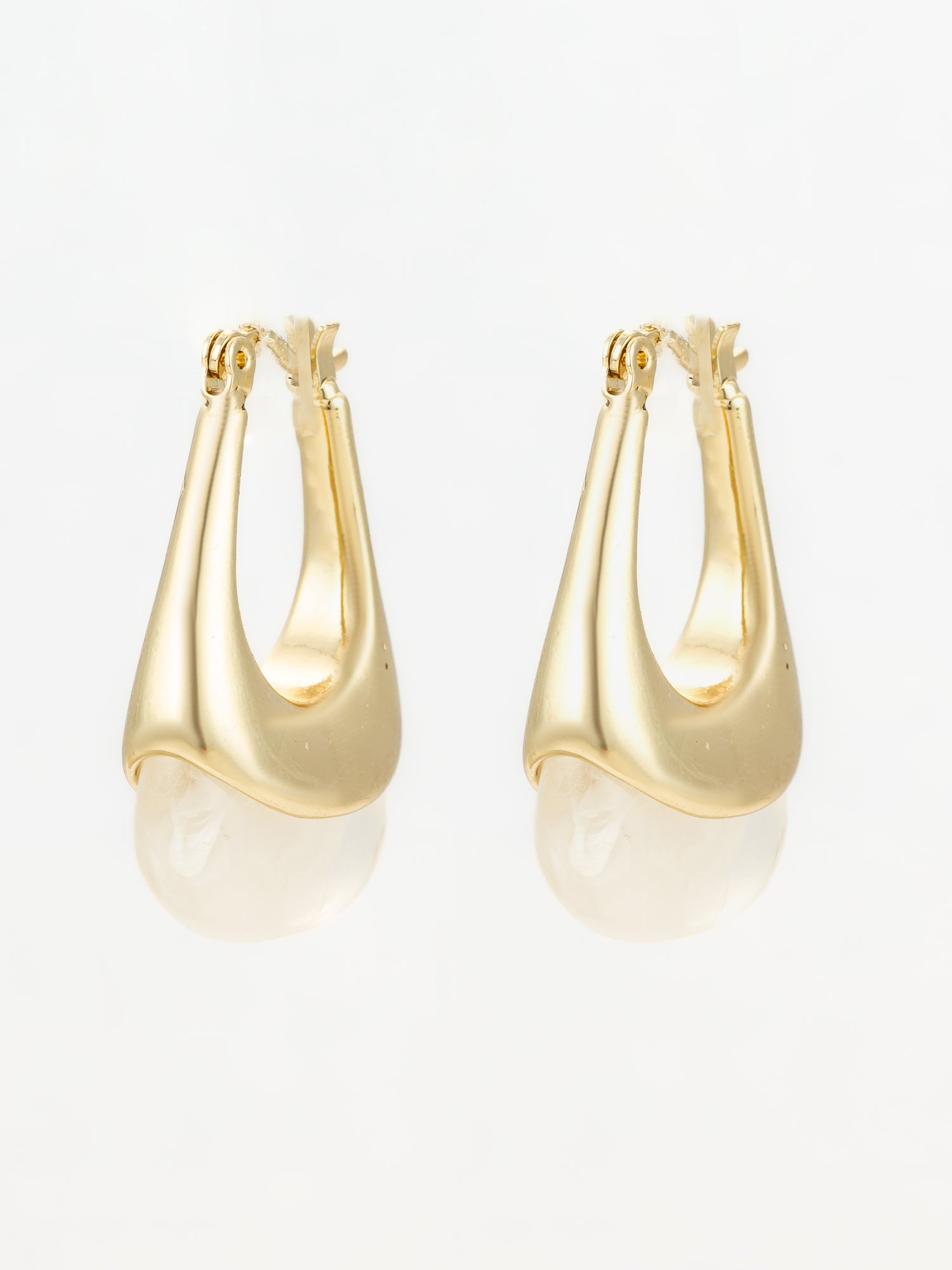 Aadita Gold Plated Hoop Earrings – Ivory Marbled Finish