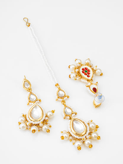Aadita Kundan Pearl Maang Tikka with Earrings Set for Women
