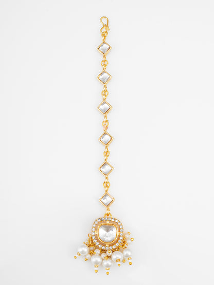 Aadita Gold Plated Square Kundan Chain Mangtika with Round Pendant and White Pearl Cluster Fringe