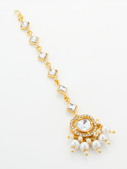 Aadita Gold Plated Square Kundan Chain Mangtika with Round Pendant and White Pearl Cluster Fringe