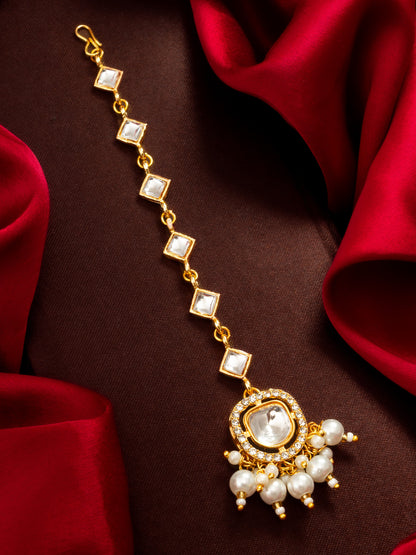 Aadita Gold Plated Square Kundan Chain Mangtika with Round Pendant and White Pearl Cluster Fringe