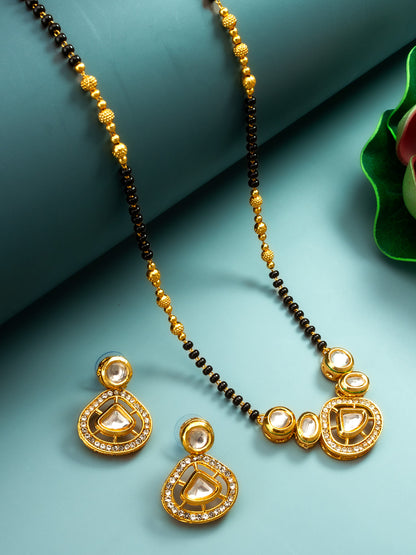 Aadita Kundan Shield Mangalsutra Set