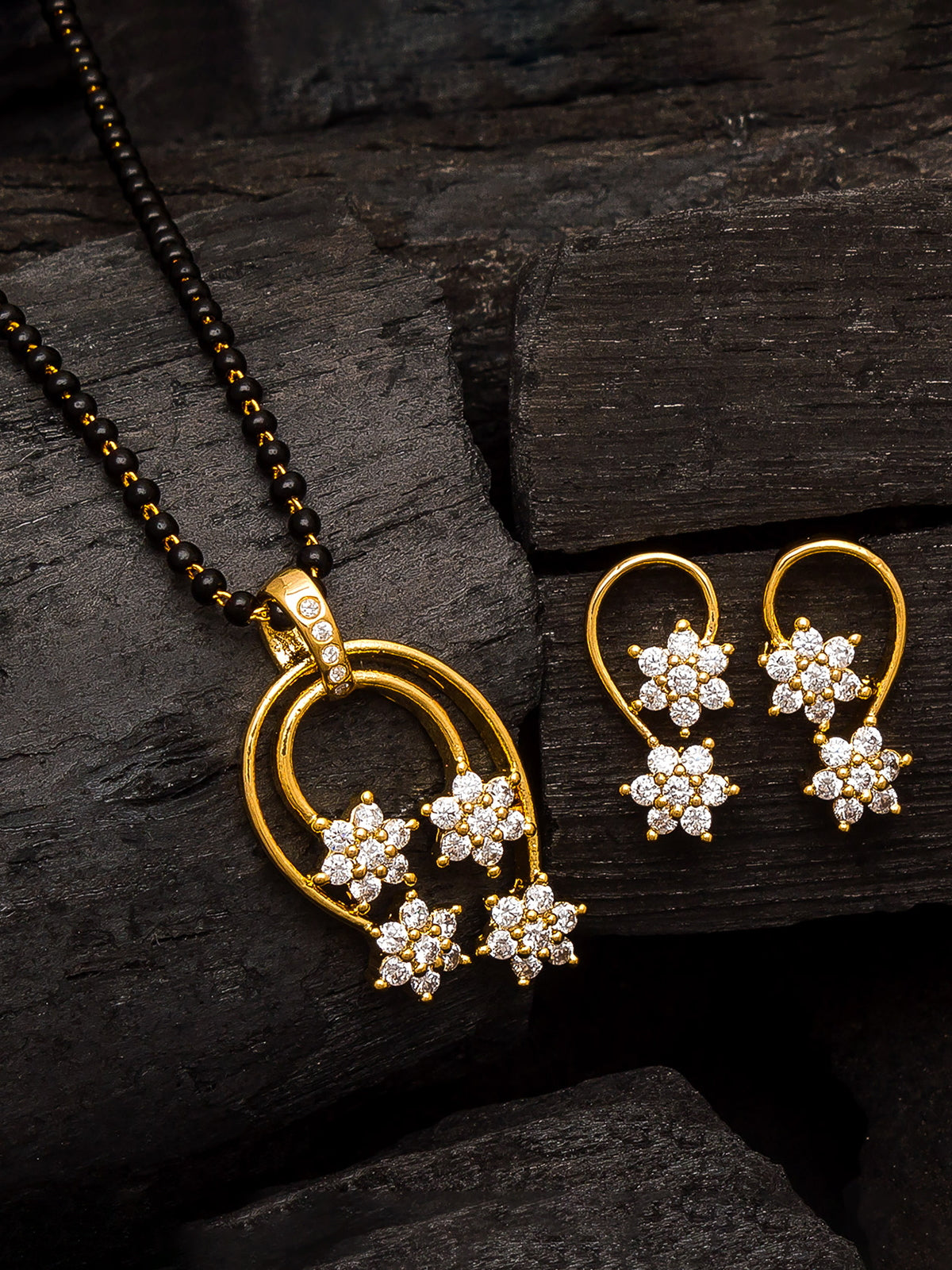 Aadita Festive Gold-Toned Teardrop Frame with Floral Cluster Mangalsutra Set and Matching Earrings