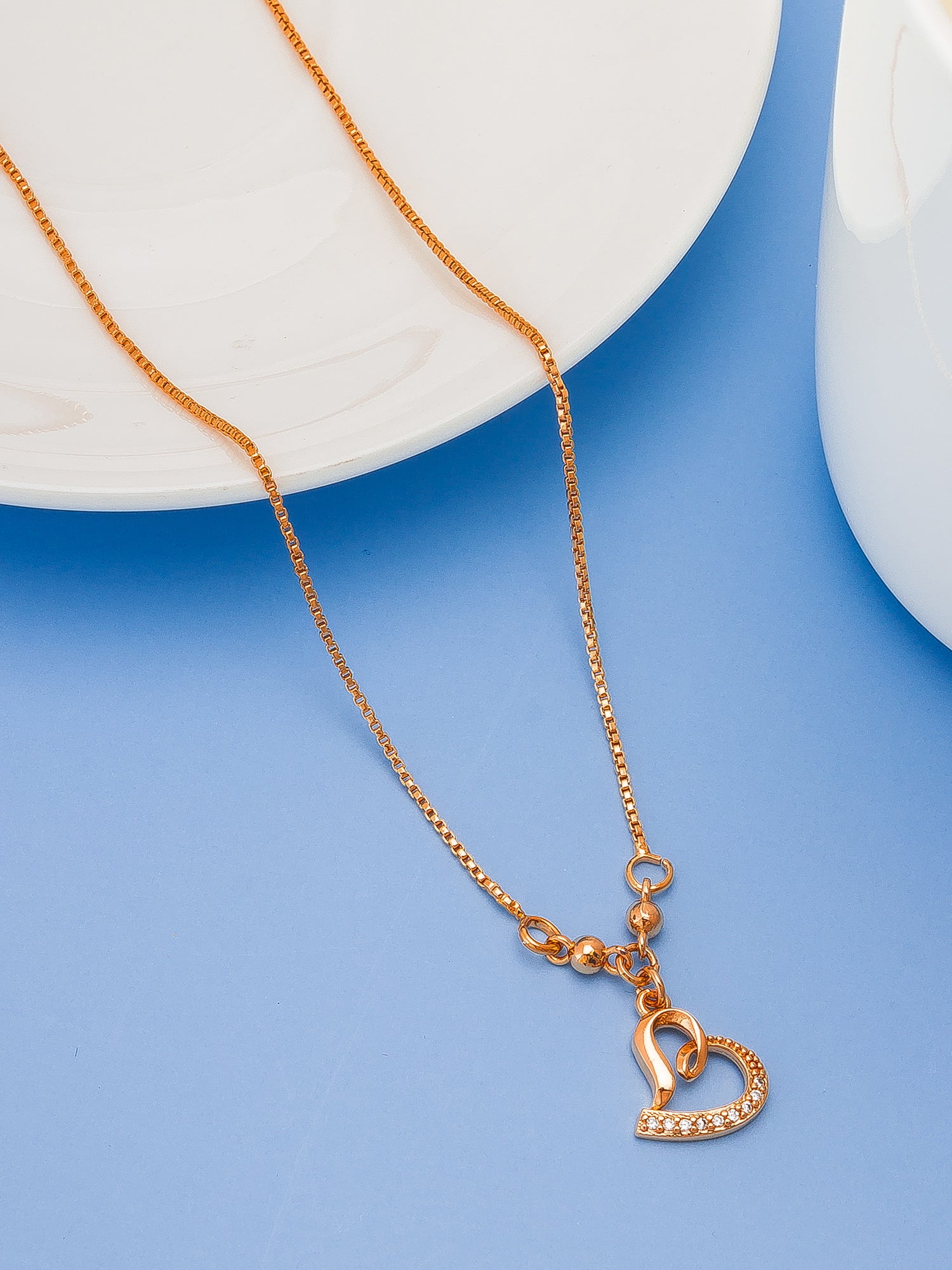 Aadita Stylized Open Heart Pendent