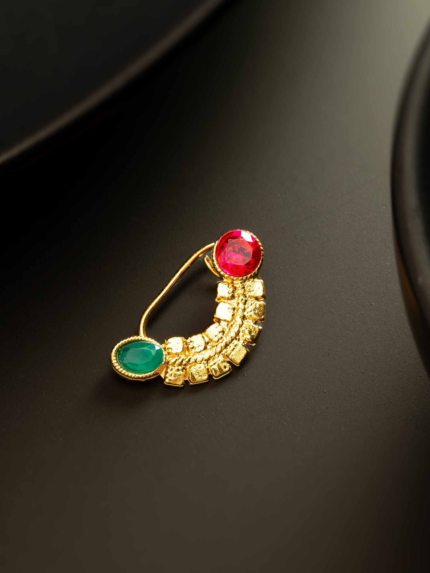 Aadita Compact Traditional Nath