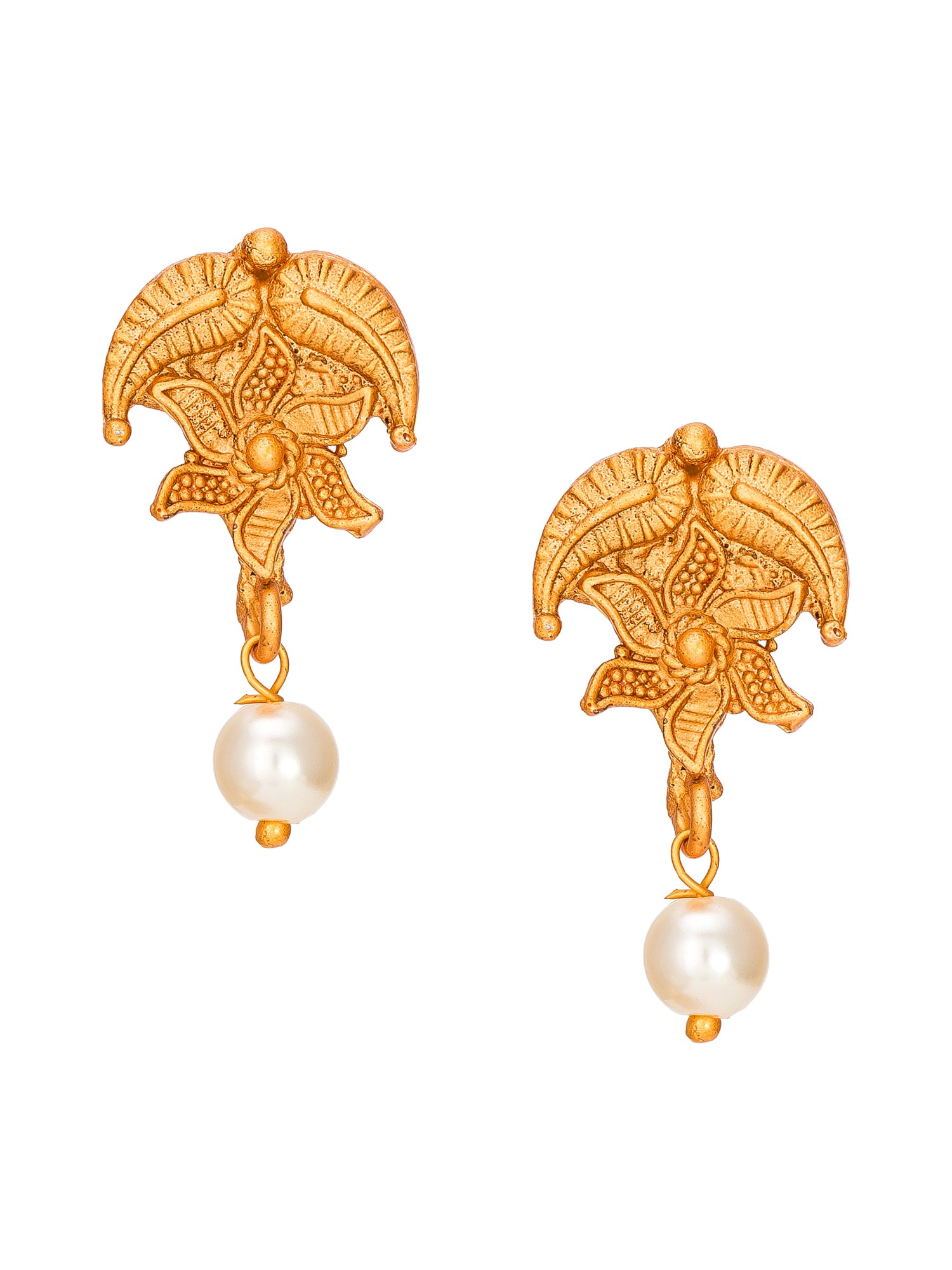 Aadita Gold-Toned Floral Leaf Chain Necklace Set with Pearl Drop and Matching Earrings