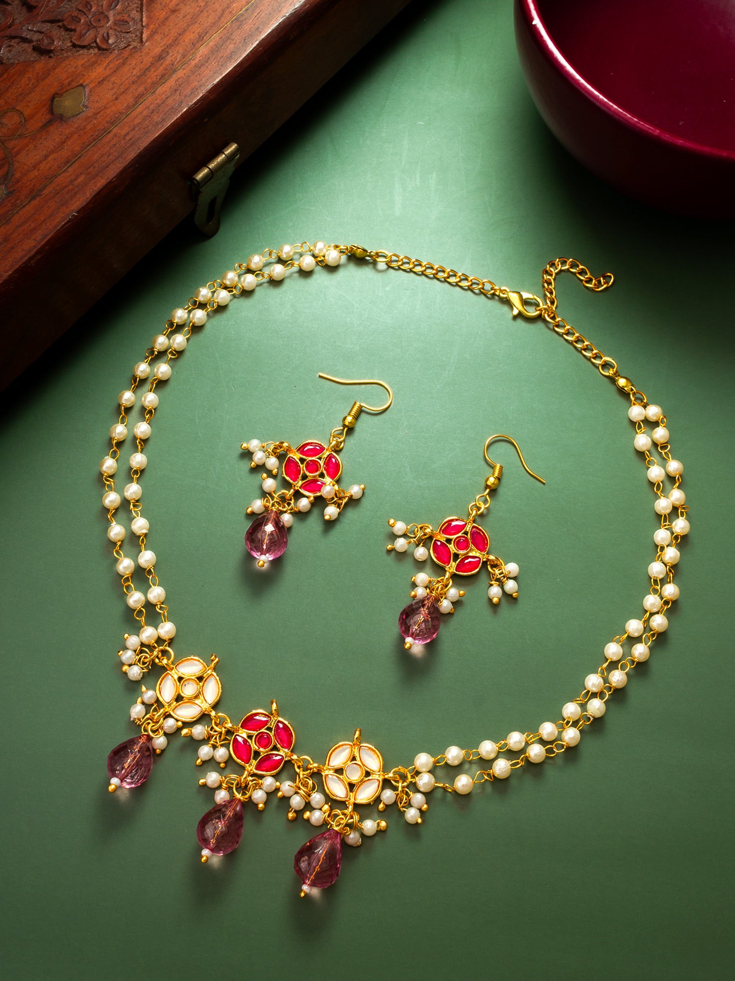 Graceful Pink Stone and Pearl Layered Necklace Set with Drop Earrings