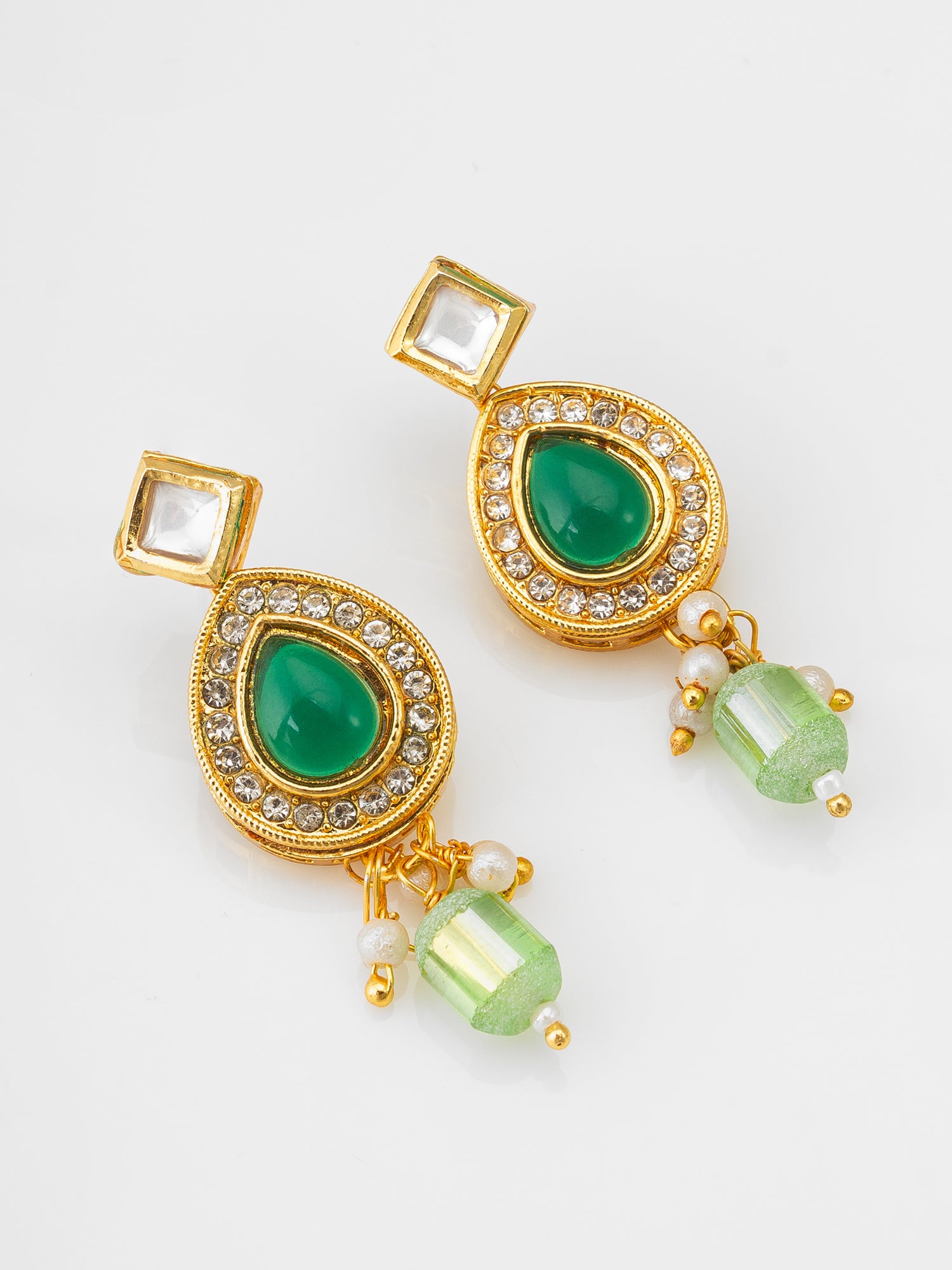 Regal Emerald Green Kundan Studded Gold-Plated Choker Necklace Set with Matching Earrings
