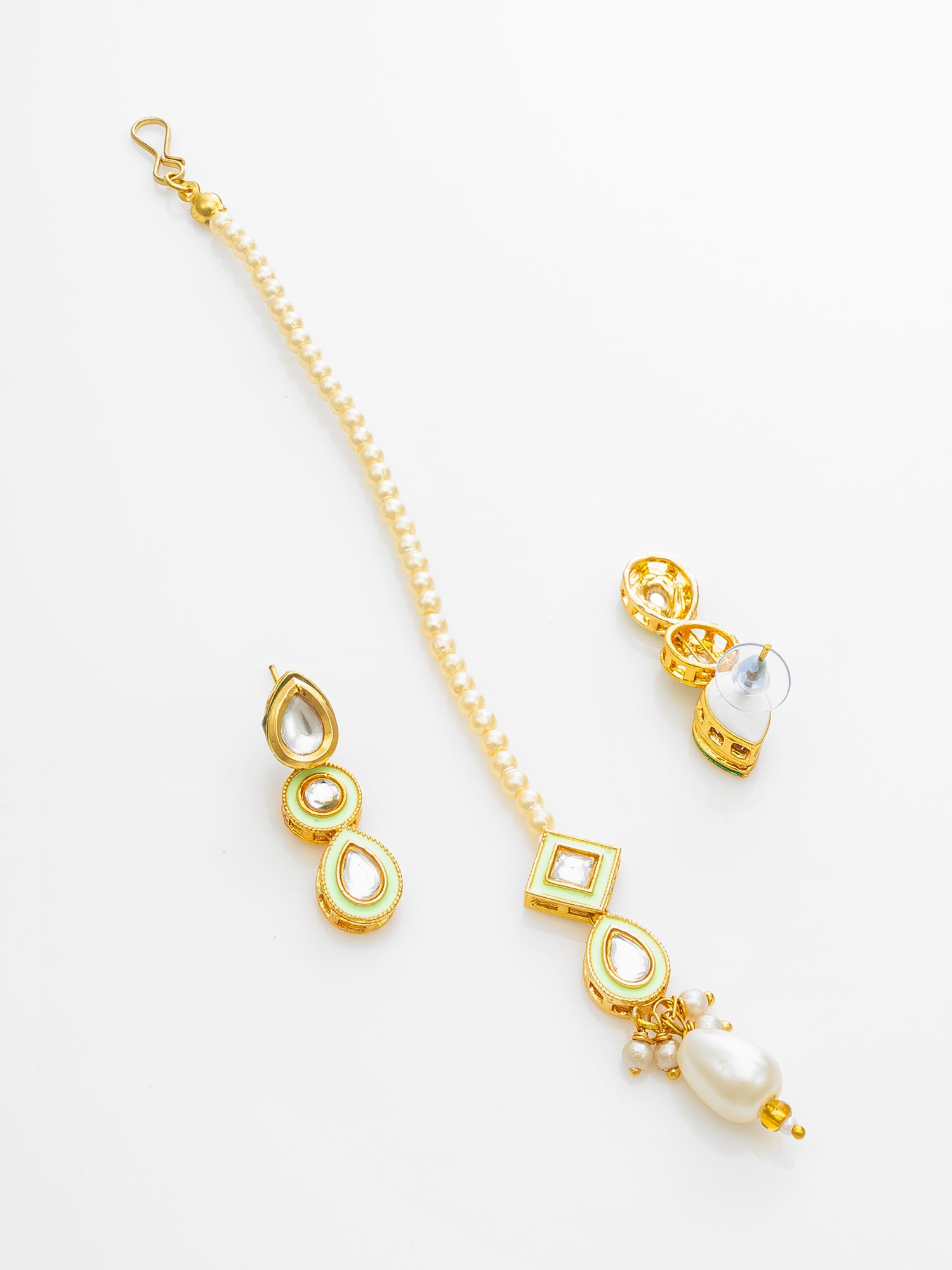 Aadita Pearl Choker Kundan Necklace Set with Maang Tikka for Women