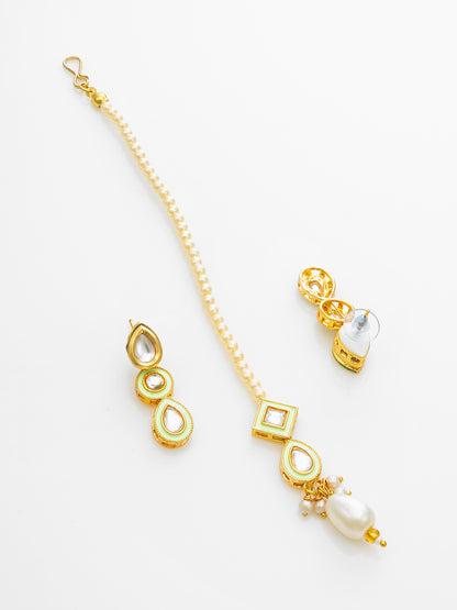 Aadita Pearl Choker Kundan Necklace Set with Maang Tikka for Women