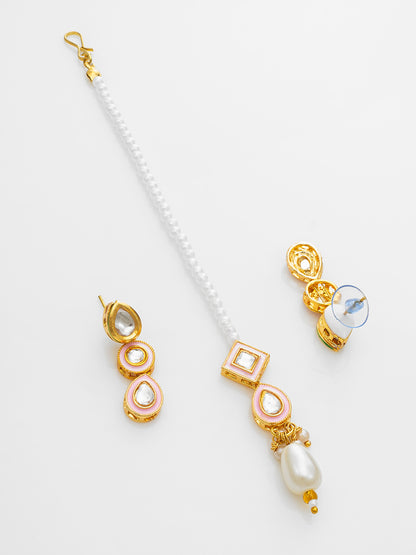 Aadita White Kundan Pearl Bridal Necklace Set with Maang Tikka