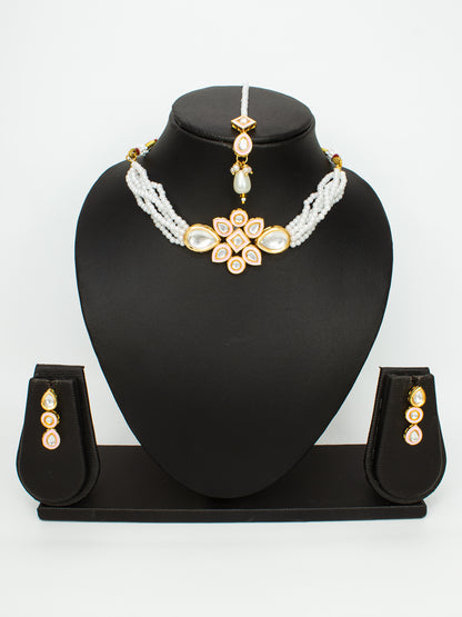 Aadita White Kundan Pearl Bridal Necklace Set with Maang Tikka