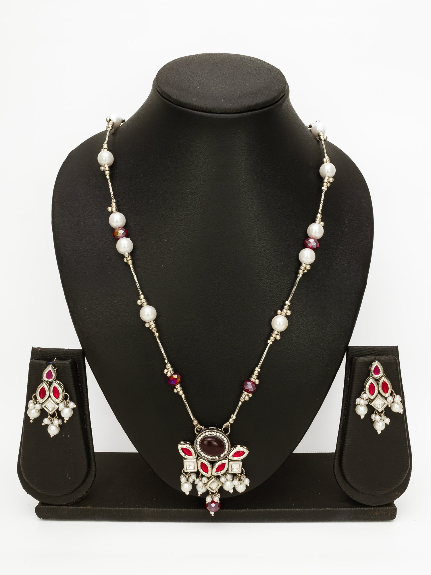 Aadita Silver Plated Red & White Kundan Pearl Beaded Necklace Set