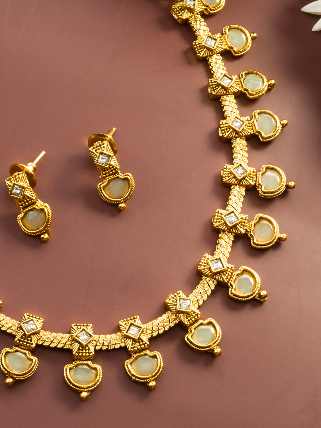 Gold Plated Kundan Heart Motif Traditional Necklace Set for Women