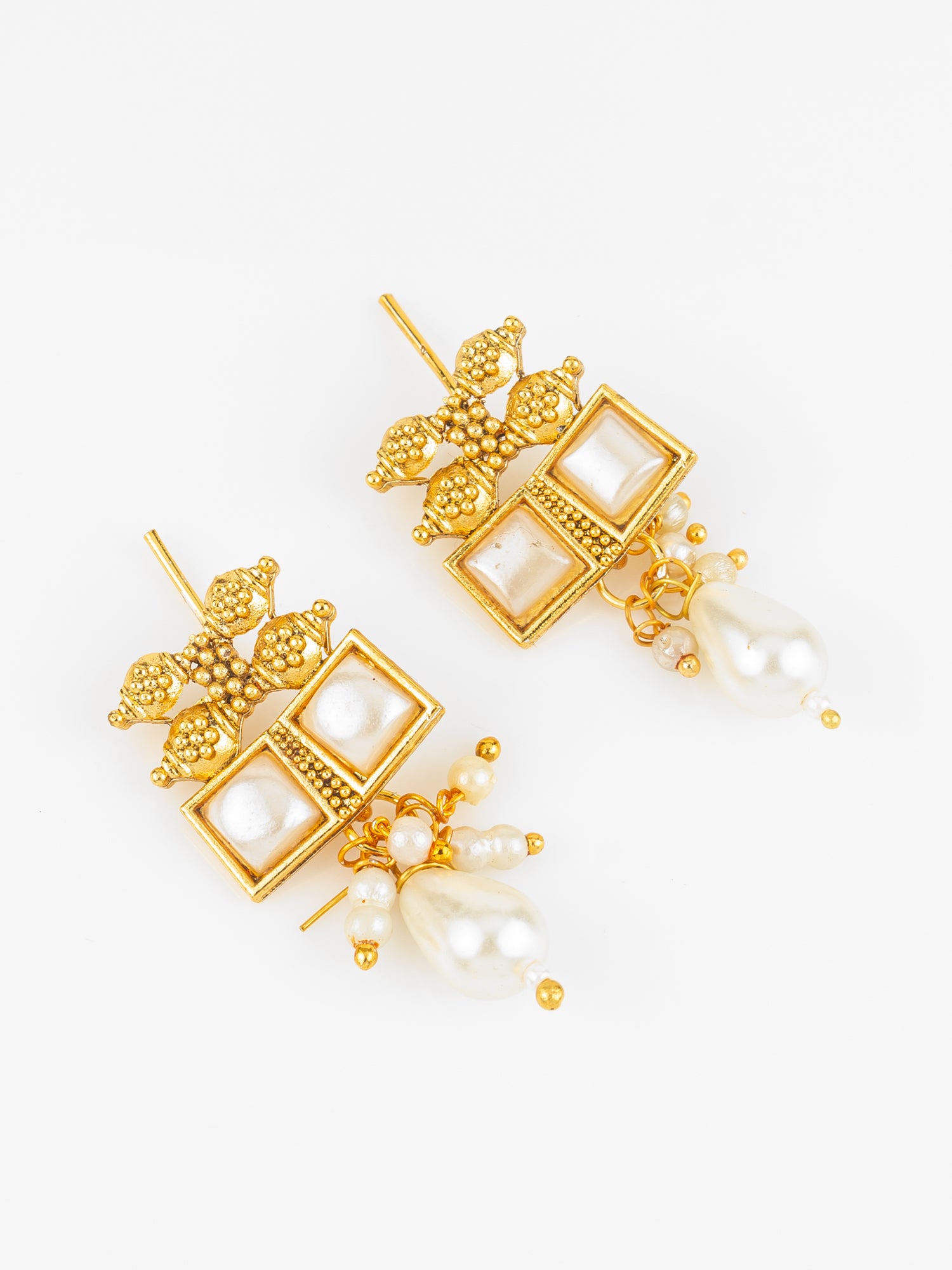 Aadita Gold Plated Pearl Kundan Geometric Traditional Necklace Set for Women