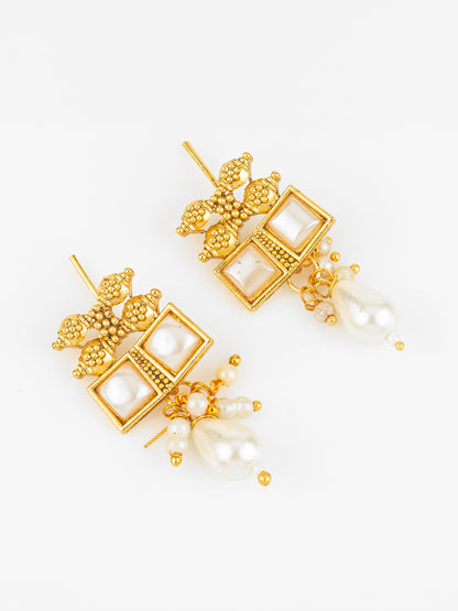 Aadita Gold Plated Pearl Kundan Geometric Traditional Necklace Set for Women