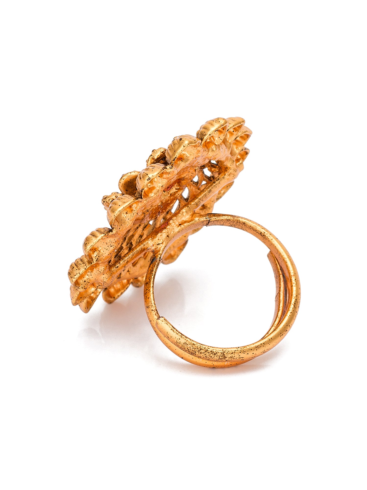Aadita Antique Style Meshwork Ring with Central Pink Stone