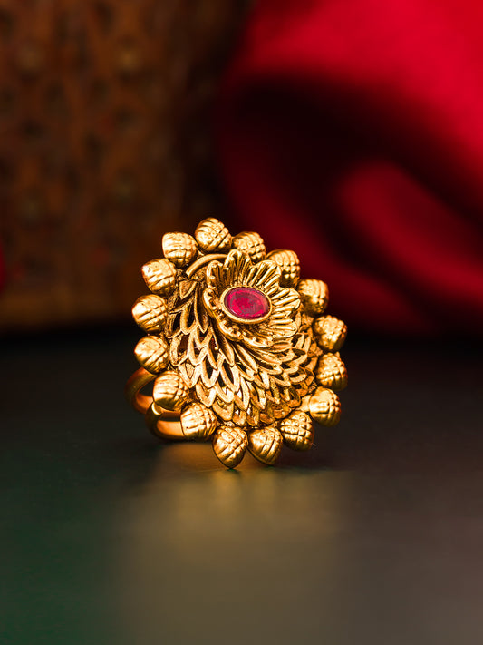 Aadita Antique Style Meshwork Ring with Central Pink Stone