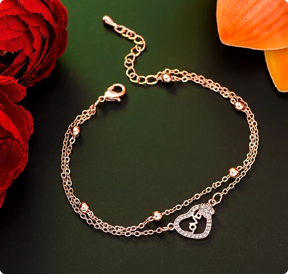 lookbook image shop_this_look_KzBEEA